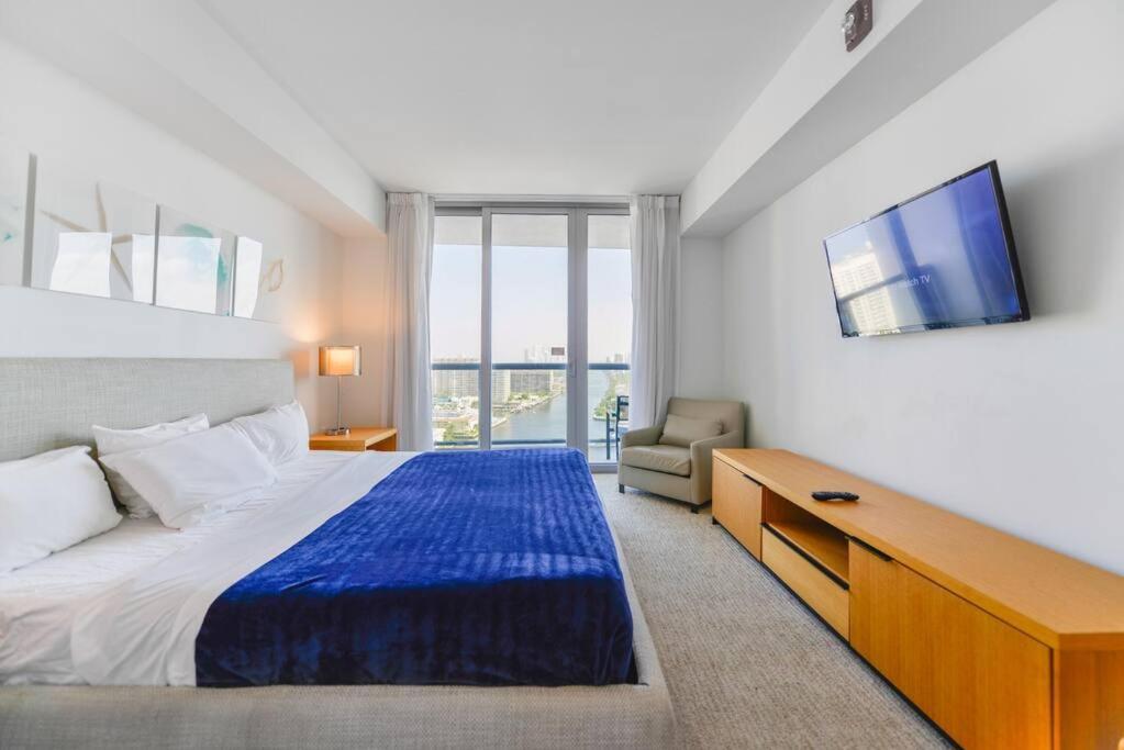 Awesome 2Br Condo Beachwalk Resort Холандейл Бийч Екстериор снимка
